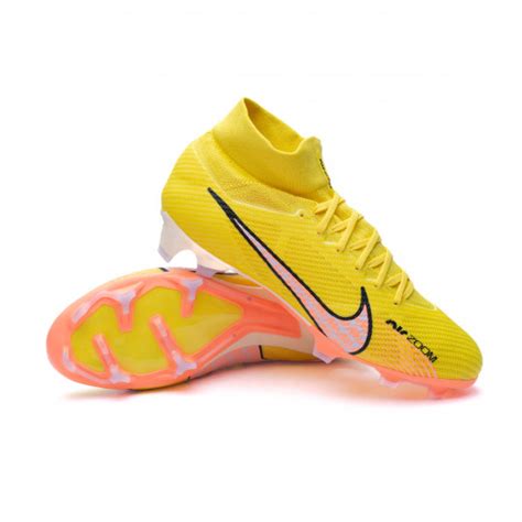 lichte voetbalschoenen in aanbieding nike|nike strikers nl.